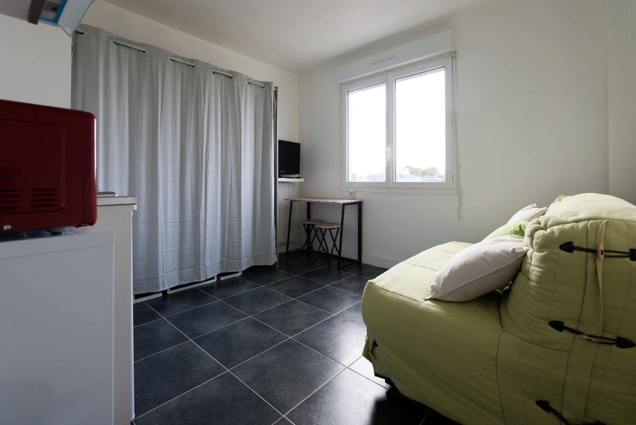 Studio A 300 Metres De La Gare Et 25 Minutes De Paris En Train เมอลัง ภายนอก รูปภาพ